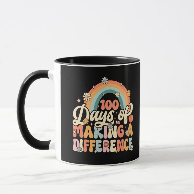 100 dagar för Skapar av en differentierad regnbågs Mugg (Vänster)