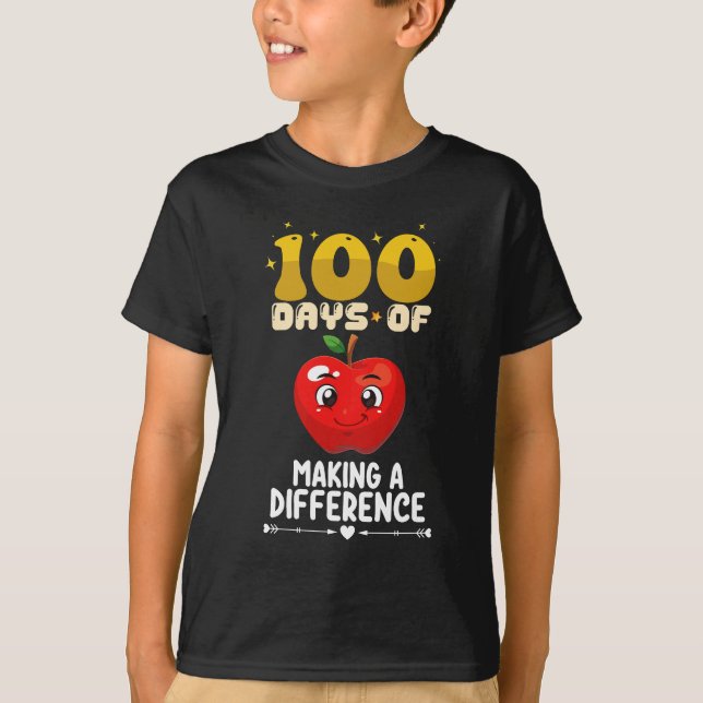 100 dagar för Skapar av ett annat äpple T Shirt (Framsida)