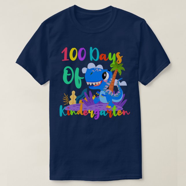 100 dagar Kindergarten Funny Dinosaur Gift för K T Shirt (Design framsida)