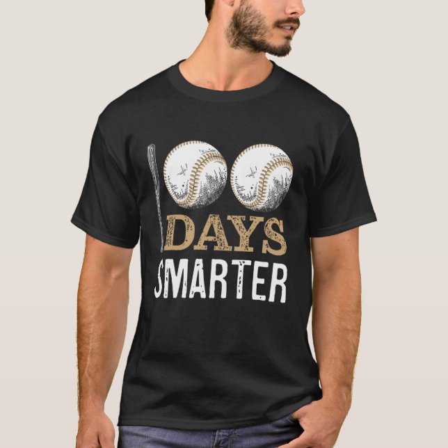 100 dagar med basket Boy Roligt Firande St. T Shirt (Framsida)