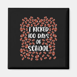 100 dagar med skolfotbollsspelare Student Magnet
