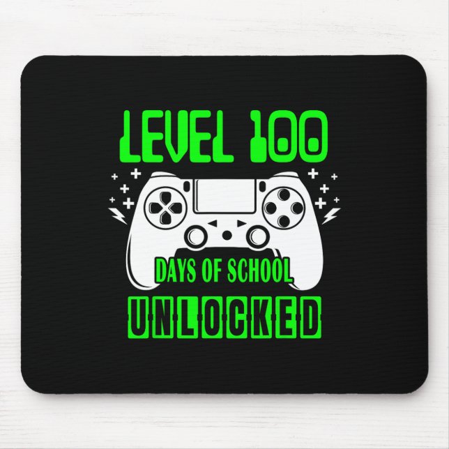 100 dagar med upplåsta videospel i skolan musmatta (Framsidan)