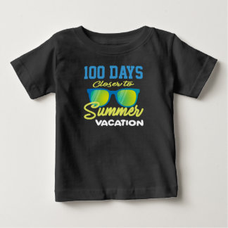 100 dagar närmare sommaren Vacation Kids T-Shirt