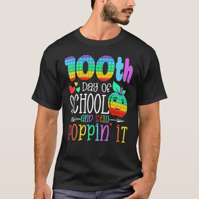 100 dagar och fortfarande 100 dagar Scho T Shirt (Framsida)