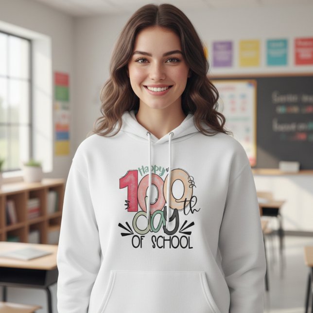 100 Dagar Skol firande Grundläggande T Shirt (Skapare uppladdad)
