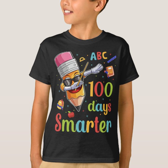 100 dagar Smartare 100 dagar med skolbläckpenna T Shirt (Framsida)