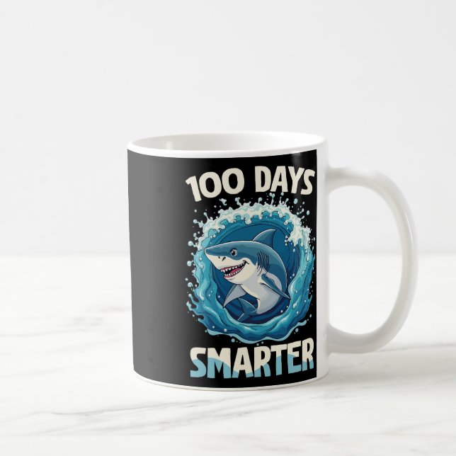 100 dagar Smarter Funny Shark 100-dagarsdag i skol Kaffemugg (Höger)
