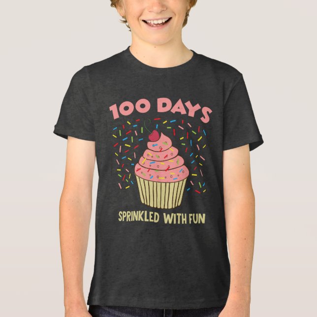 100 dagar sprinklad med roligt 100 skoldagar t shirt (Framsida)