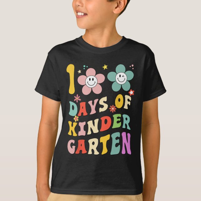 100 dagars Kindergarten Groovy 100-dagarsskola T Shirt (Framsida)