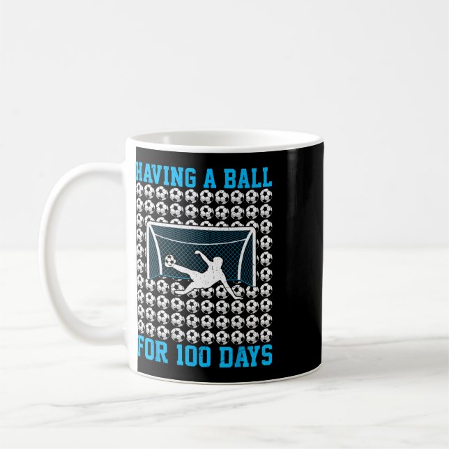 100 dagars skolfotboll 100:e skoldagen för  kaffemugg (Vänster)