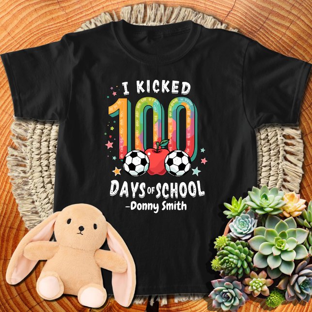 100 dagars skolsport-sportbojor. t shirt (Skapare uppladdad)