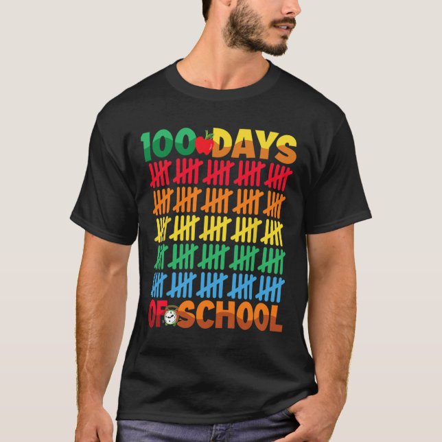 100 dagars skolundervisning i Lycklig 100 dagar T Shirt (Framsida)