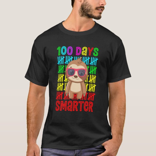 100-dagarsdag för skollärare Sloth Lycklig 100-dag T Shirt (Framsida)