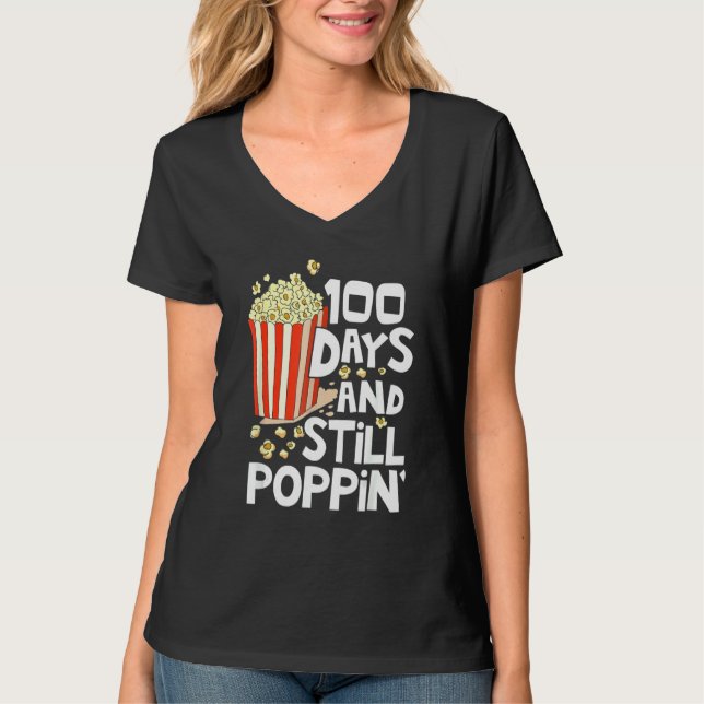 100-dagarsdagen i skolan 100 dagar och fortfarande t shirt (Framsida)