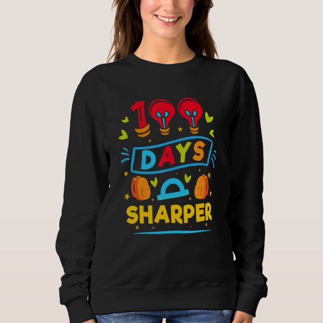 100 Days Sharper     100 Days Of School T Shirt (Framsida)