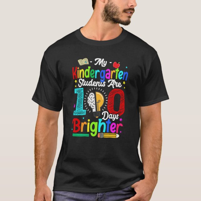 100 Days Smarter Kindergarten 100th Day Of School  T Shirt (Framsida)