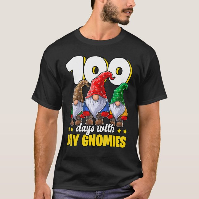 100 Days With My Gnomies Happy 100th Day Of School T Shirt (Framsida)
