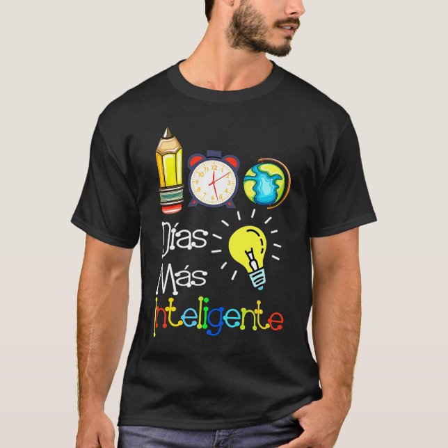 100 Dias mas inteligente Spanish Teacher 100th Day T Shirt (Framsida)