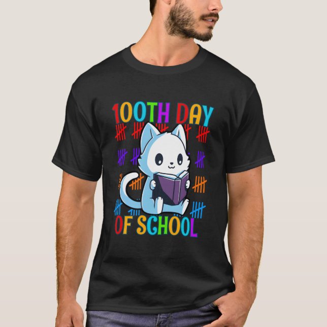 100:e dagen för skolkatten som läser t shirt (Framsida)