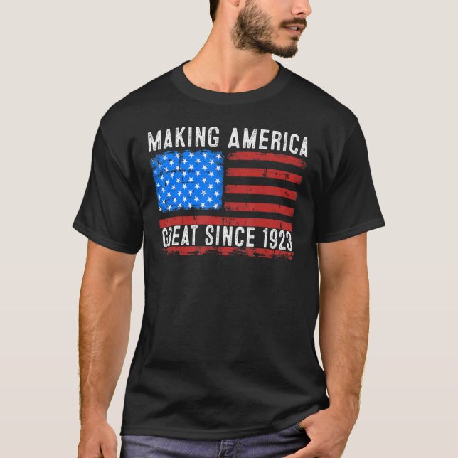 100:e födelsedagen Skapar Amerika Underbart sedan  T Shirt (Framsida)