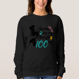 100 Sjöjungfruar i skolan simmar min väg till 100 T Shirt