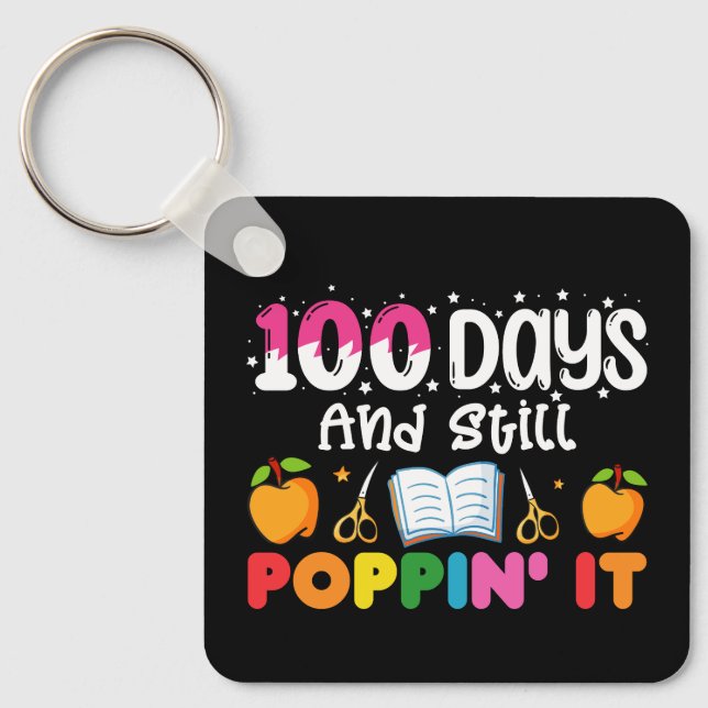 100 skoldagar och fortfarande poppar det nyckelring (Framsida)