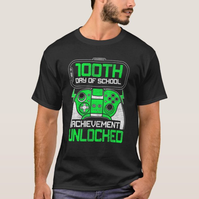 100th Day Of School Achievement Unlocked  Kids Boy T Shirt (Framsida)
