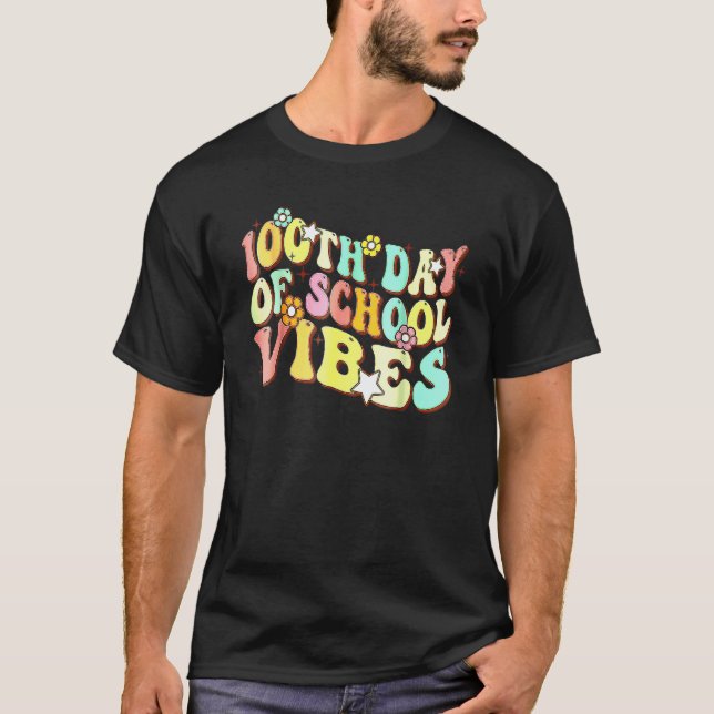 100th Day Of School Vibes Teachers Kids Child Happ T Shirt (Framsida)