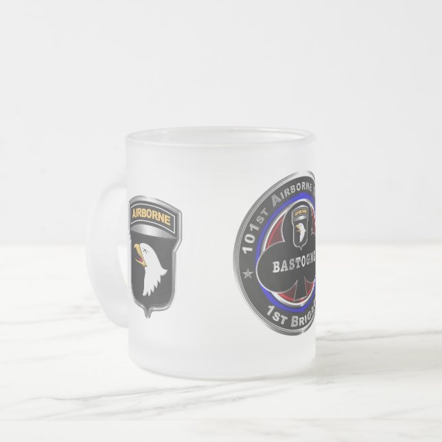 101:a Airborne Division 1st Brigade "Bastogne" Frostad Glasmugg (Framsida vänster)