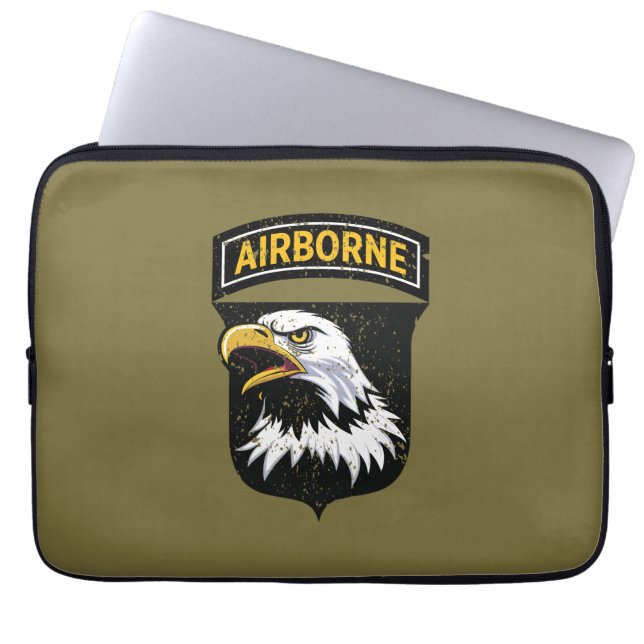 101:a flygburen division "Screaming Eagles" Grunge Laptop Fodral (Framsidan)