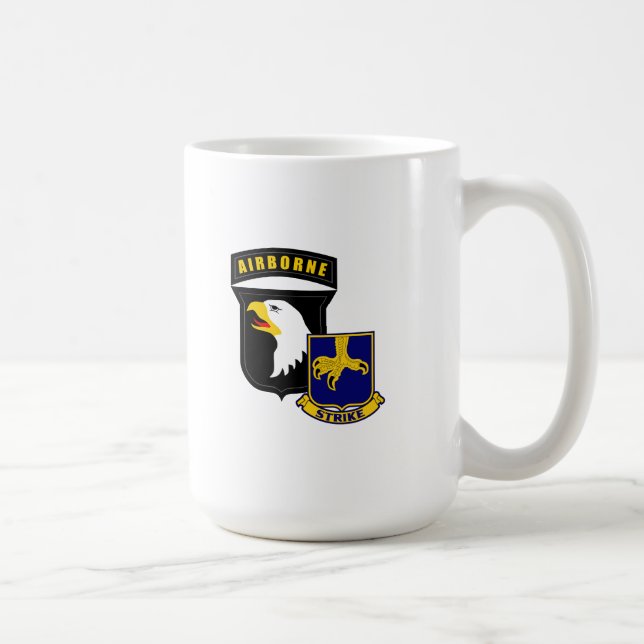 101:a flygburna 502:a infanteriet kaffemugg (Höger)