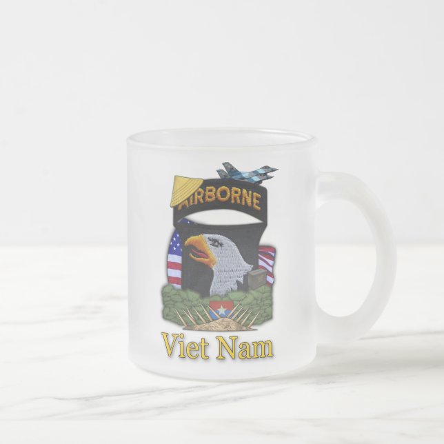 101:a flygburna divisionens veteraner vietnam fros frostad glasmugg (Höger)