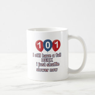 101 år roliga födelsedagdesigner kaffemugg