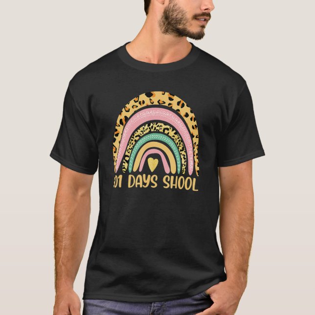 101 Days School Cute Leopard Rainbow Student Or Te T Shirt (Framsida)