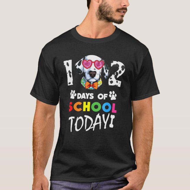 102 Days School Today 101 Days Smarter Dalmatian D T Shirt (Framsida)