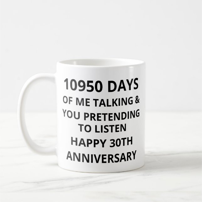 10950 dagar av mig som pratar, 30-årsjubileum för  kaffemugg (Vänster)