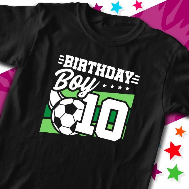 10-åriga fotbollsbarn i fotboll 10:e födelsedagspo t shirt (Skapare uppladdad)