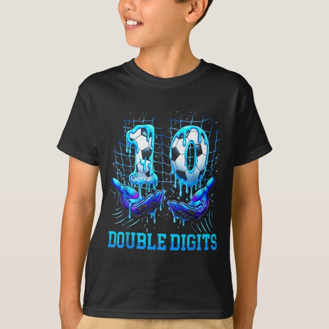 10-års dubbla siffror födelsedags pojke fotboll is t shirt (Framsida)