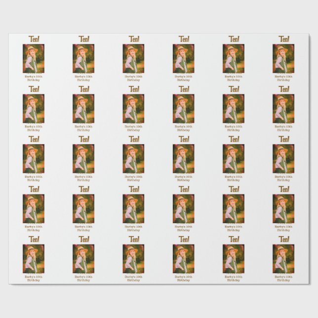 10-års födelsedagsfoto namn datum enkel brun beige presentpapper (Platt)