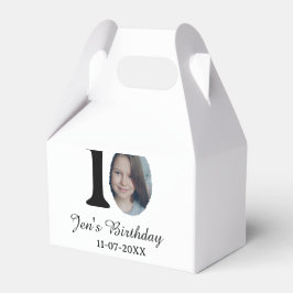 10-årsdag foto fet brev-barn namn datum st presentaskar