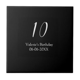 10-årsdag vit svart namn datum kalligrafi kakelplatta