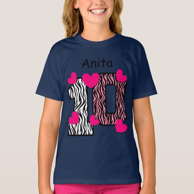 10:e födelsedag Rosa Zebra eget namn V025A6 T-shirt (Framsida)