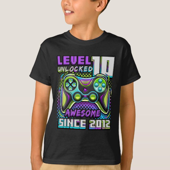 10 Olåst Fantastisk 2012-videospel 10:e födelsedag T Shirt (Framsida)