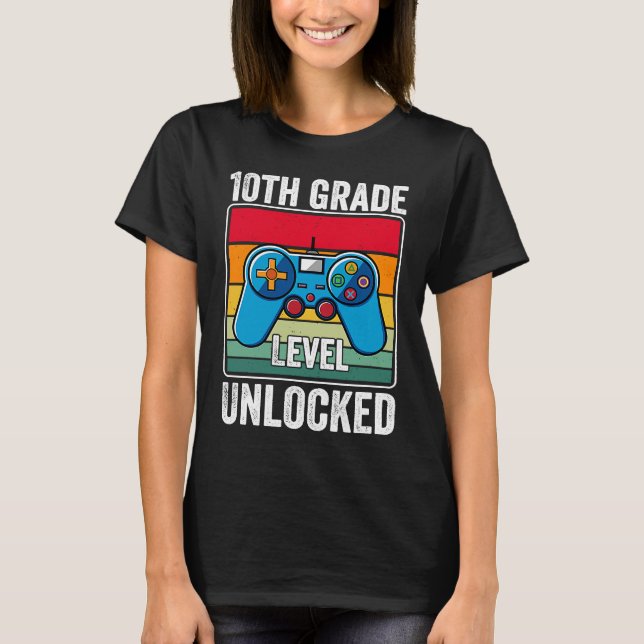 10th Grade Level Unlocked Video Game Back to Schoo T Shirt (Framsida)