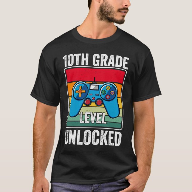 10th Grade Level Unlocked Video Game Back to Schoo T Shirt (Framsida)