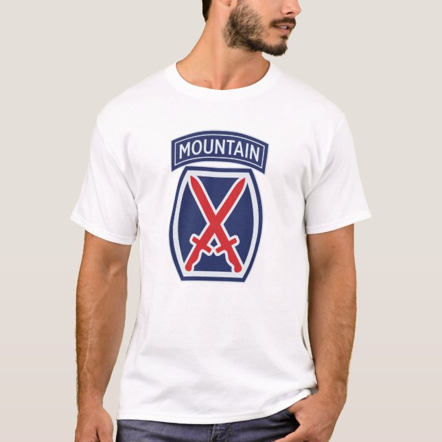 10th Mountain Division "Mountaineer" Badge T Shirt (Framsida)