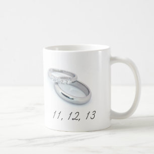 11 12.13 Spara datumet Kaffemugg