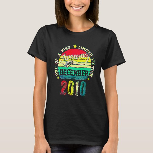 11 år gammal födelsedag Fantastisk sedan december  T Shirt (Framsida)