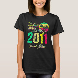 11 Årets Vintage juni 2011 Elfte födelsedagen T Shirt