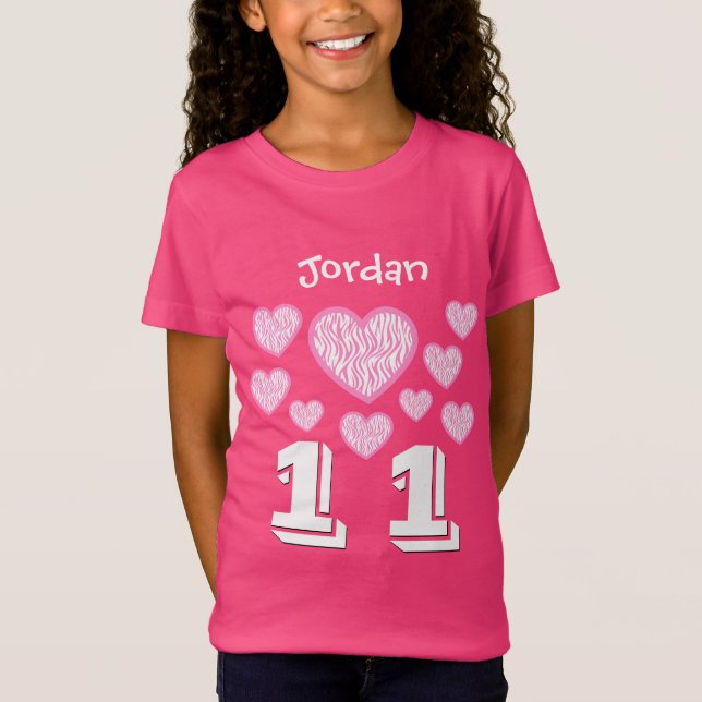 11 Birthday Girl Hearts Big Number eget namn V10 T-shirt (Framsida)